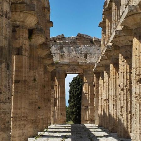 Chiaro Di Luna - Appartamento Luna Crescente Paestum Exteriör bild